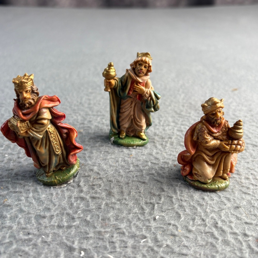 Vintage Fontanini Nativity Set 10 Piece Italy Polymer Figures Holy Family Kings - Picture 7 of 11